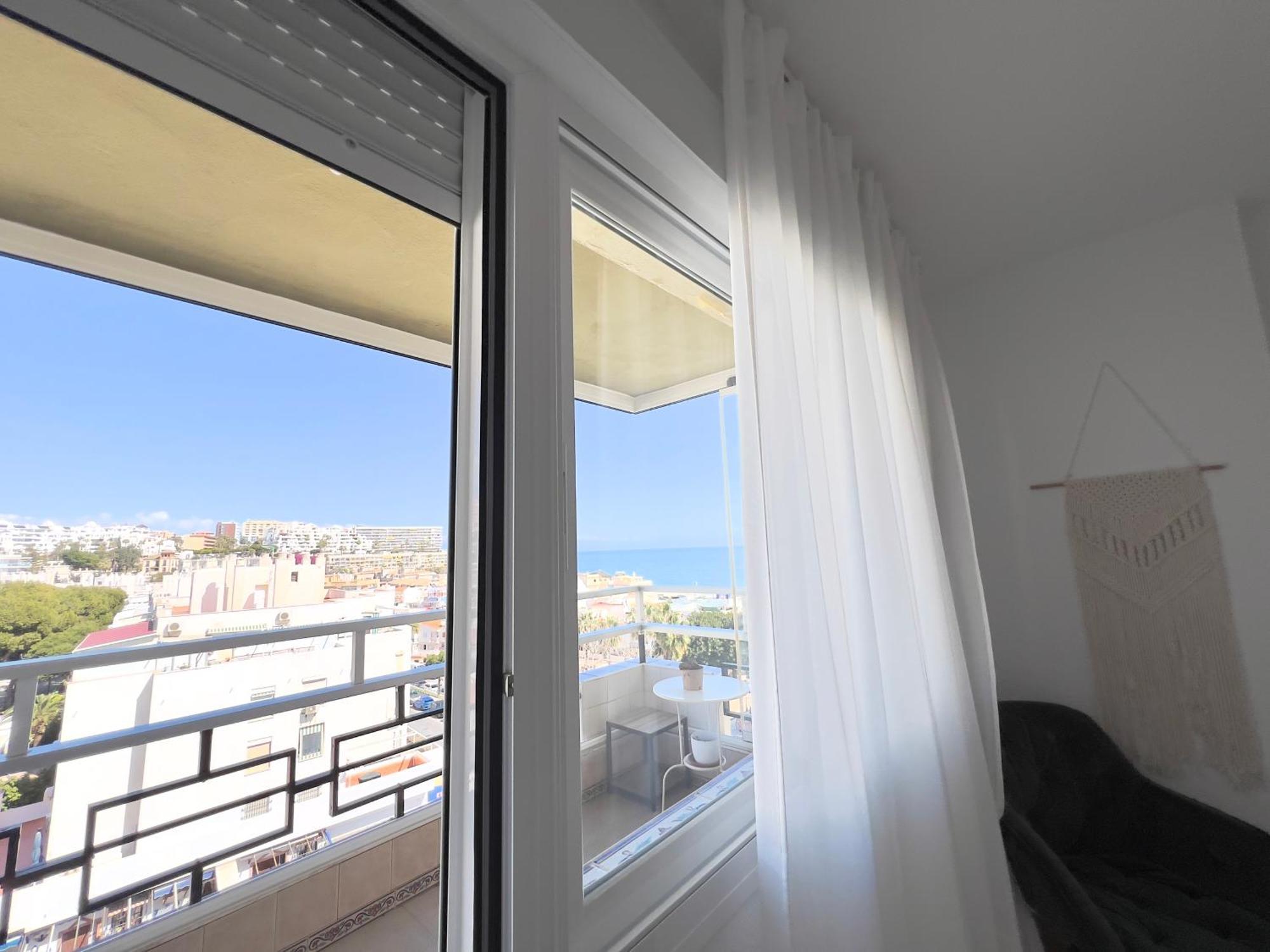 Apartament En Carihuela Con Vistas Y Plaza De Garaje, Nucleo Cristal Torremolinos Zewnętrze zdjęcie