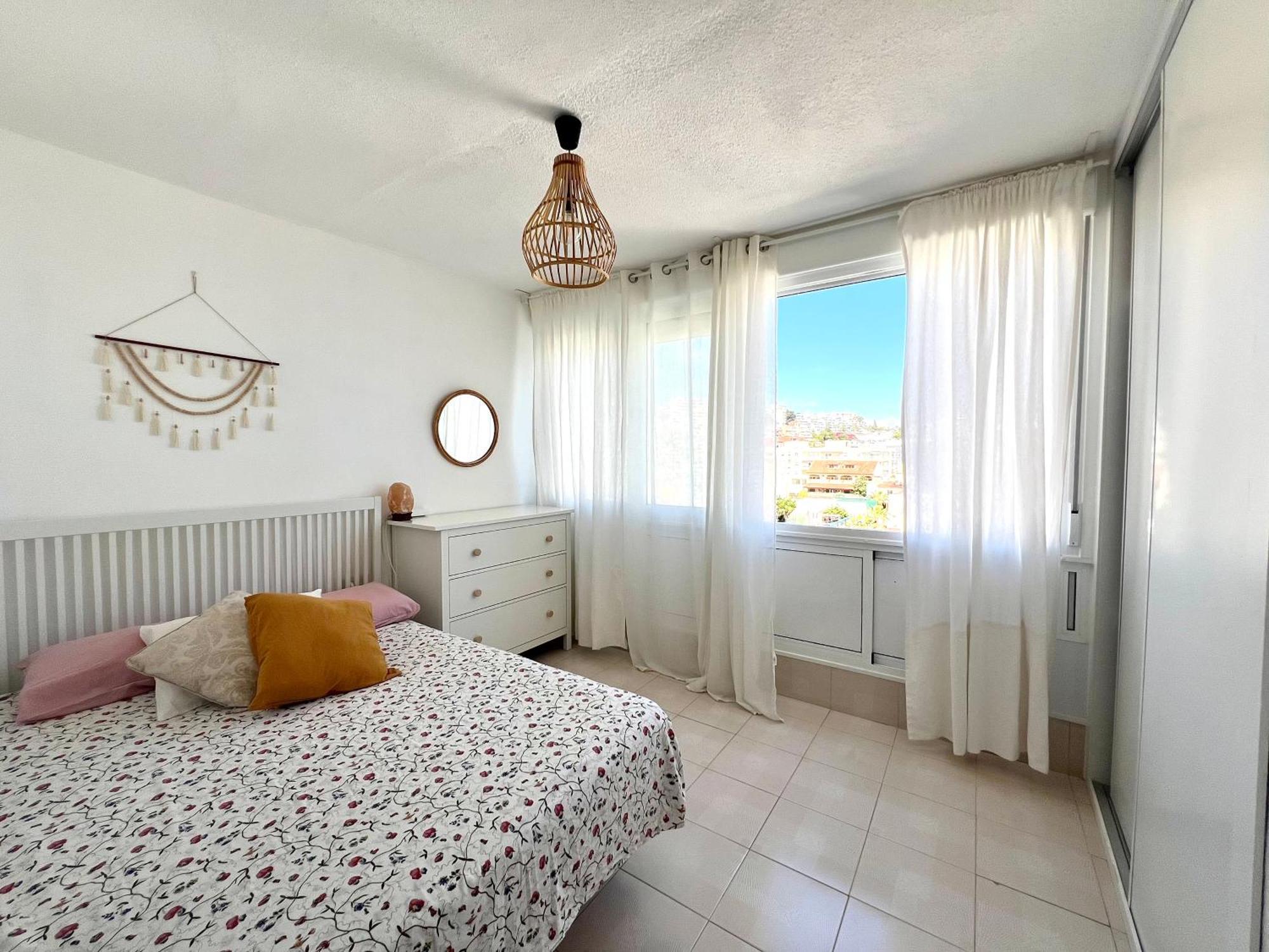 Apartament En Carihuela Con Vistas Y Plaza De Garaje, Nucleo Cristal Torremolinos Zewnętrze zdjęcie